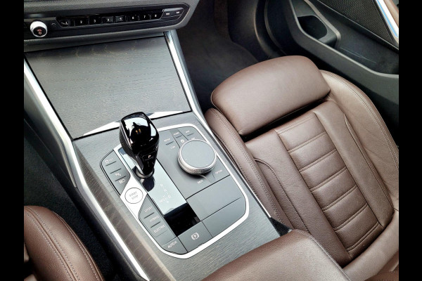 BMW 3 Serie Touring 320e Laser, Mokka Sport-leder, Stuurverw. Luxury Line (1e eig. NL NAP)