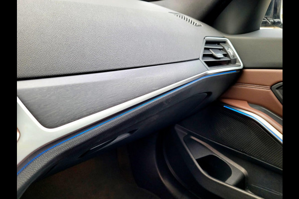 BMW 3 Serie Touring 320e Laser, Mokka Sport-leder, Stuurverw. Luxury Line (1e eig. NL NAP)