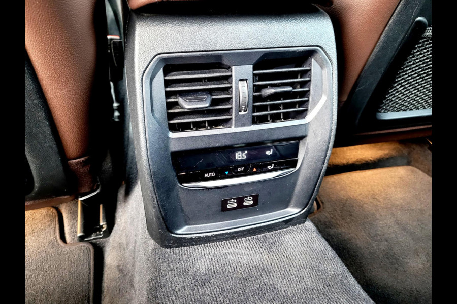 BMW 3 Serie Touring 320e Laser, Mokka Sport-leder, Stuurverw. Luxury Line (1e eig. NL NAP)