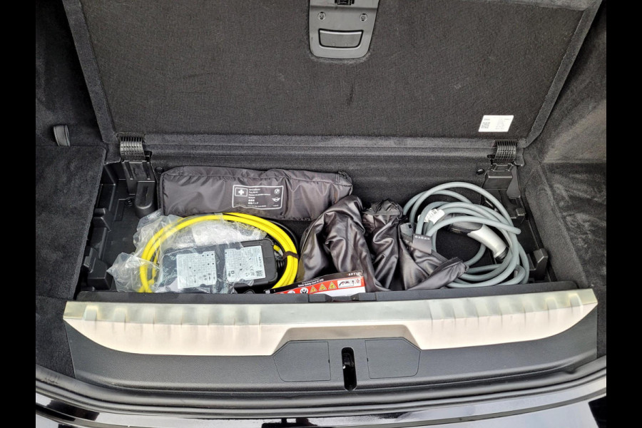 BMW 3 Serie Touring 320e Laser, Mokka Sport-leder, Stuurverw. Luxury Line (1e eig. NL NAP)