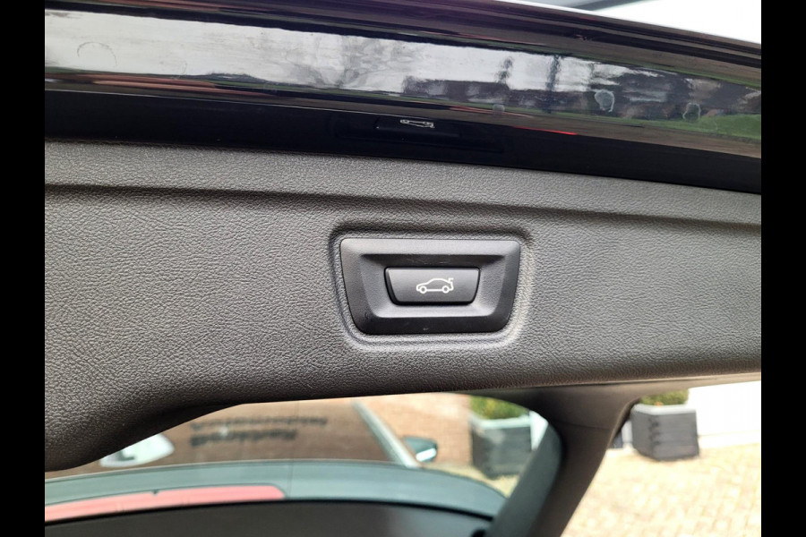 BMW 3 Serie Touring 320e Laser, Mokka Sport-leder, Stuurverw. Luxury Line (1e eig. NL NAP)