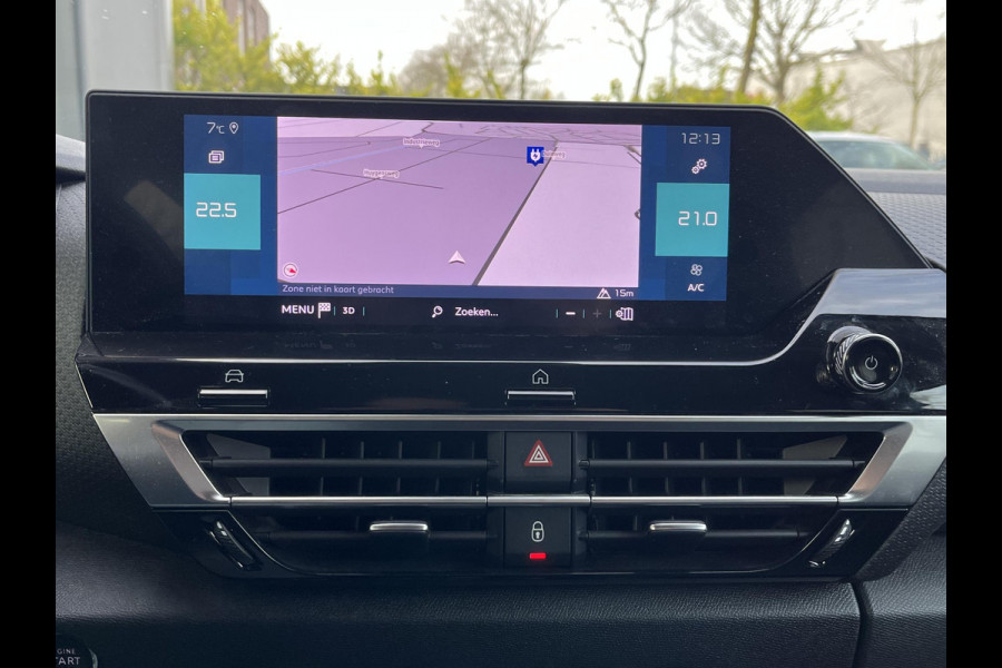 Citroën Ë-C4 Shine 50 kWh SOH 98% 3-FASE LADER | VAN: €19.900 VOOR: €17.877- UW EINDEJAARSVOORDEEL: €2.023| stuur + stoel verwarming | trekhaak | head-up display | Camera | keyles start & go | dodehoek | Rijklaar geleverd met 12 maanden BOVAG-garantie