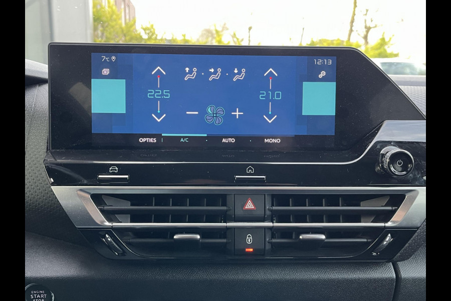Citroën Ë-C4 Shine 50 kWh SOH 98% 3-FASE LADER | VAN: €19.900 VOOR: €17.877- UW EINDEJAARSVOORDEEL: €2.023| stuur + stoel verwarming | trekhaak | head-up display | Camera | keyles start & go | dodehoek | Rijklaar geleverd met 12 maanden BOVAG-garantie