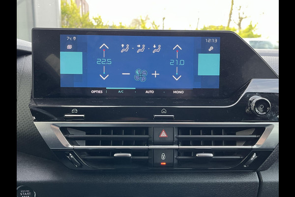 Citroën Ë-C4 Shine 50 kWh SOH 98% 3-FASE LADER | VAN: €19.900 VOOR: €17.877- UW EINDEJAARSVOORDEEL: €2.023| stuur + stoel verwarming | trekhaak | head-up display | Camera | keyles start & go | dodehoek | Rijklaar geleverd met 12 maanden BOVAG-garantie