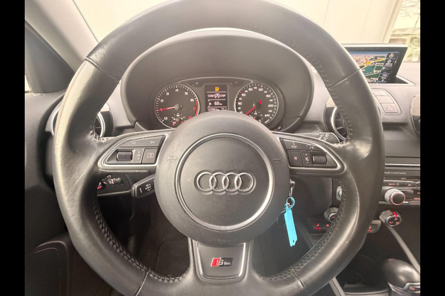 Audi A1 Sportback 1.0 TFSI Sport S line Edition DSG Navigatie 4-Deurs Stoelverw Xenon PDC Cruise