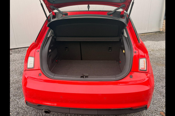 Audi A1 Sportback 1.0 TFSI Sport S line Edition DSG Navigatie 4-Deurs Stoelverw Xenon PDC Cruise