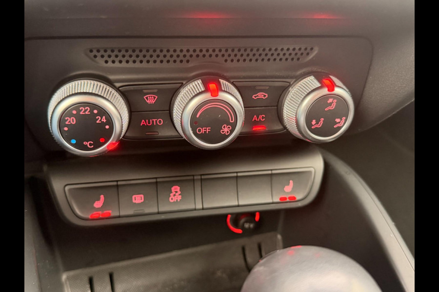 Audi A1 Sportback 1.0 TFSI Sport S line Edition DSG Navigatie 4-Deurs Stoelverw Xenon PDC Cruise