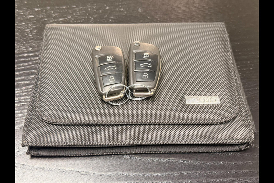 Audi A1 Sportback 1.0 TFSI Sport S line Edition DSG Navigatie 4-Deurs Stoelverw Xenon PDC Cruise