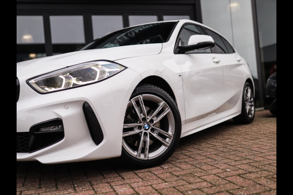 BMW 1-serie 118i High Executive | M-Sport | PDC | LED | Cruise Control