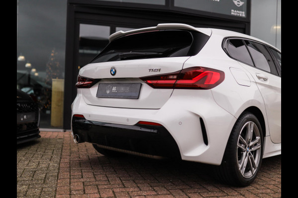BMW 1-serie 118i High Executive | M-Sport | PDC | LED | Cruise Control