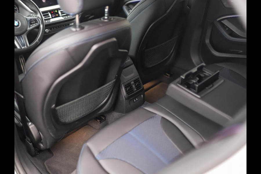 BMW 1-serie 118i High Executive | M-Sport | PDC | LED | Cruise Control