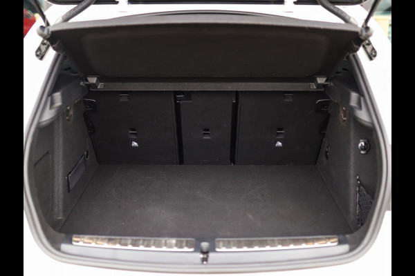 BMW 1-serie 118i High Executive | M-Sport | PDC | LED | Cruise Control