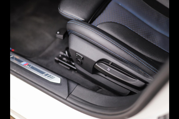 BMW 1-serie 118i High Executive | M-Sport | PDC | LED | Cruise Control