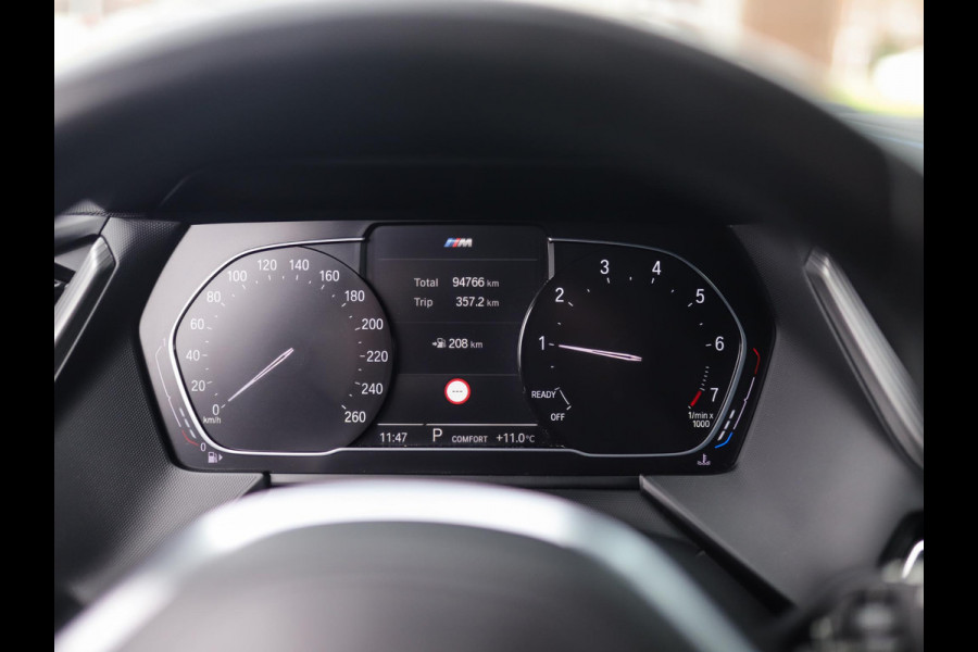 BMW 1-serie 118i High Executive | M-Sport | PDC | LED | Cruise Control