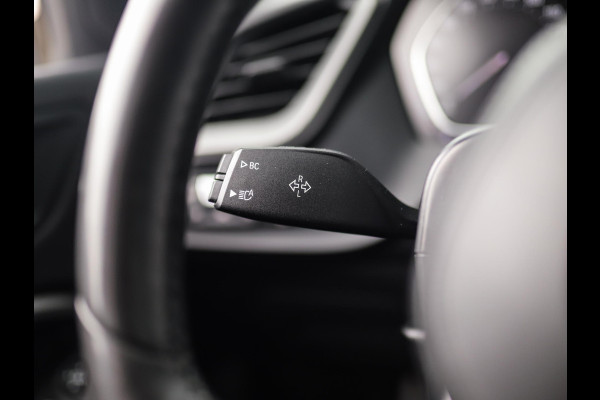 BMW 1-serie 118i High Executive | M-Sport | PDC | LED | Cruise Control