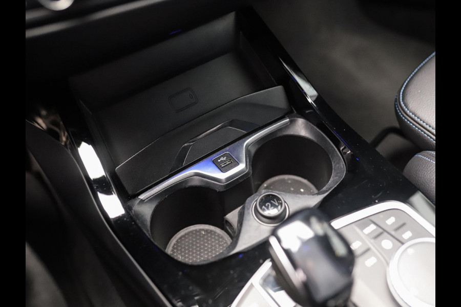 BMW 1-serie 118i High Executive | M-Sport | PDC | LED | Cruise Control