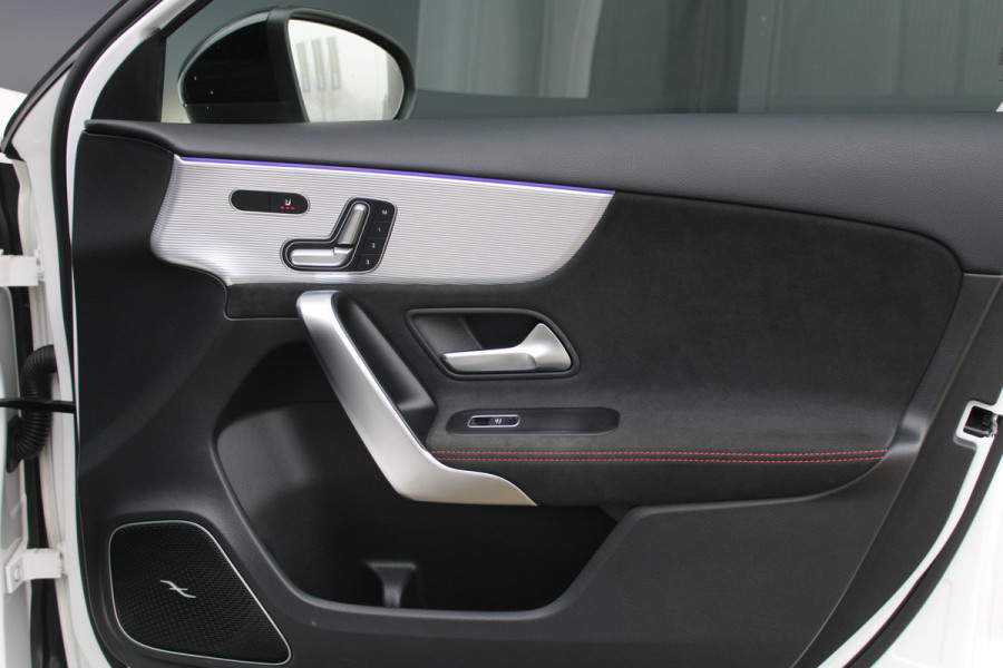Mercedes-Benz A-Klasse AMG 35 4MATIC Edition 1 | FULL OPTION! | SCHAALSTOELEN | PANO | BURMESTER | STERRENHEMEL | HUD | MEMORY | 360 |