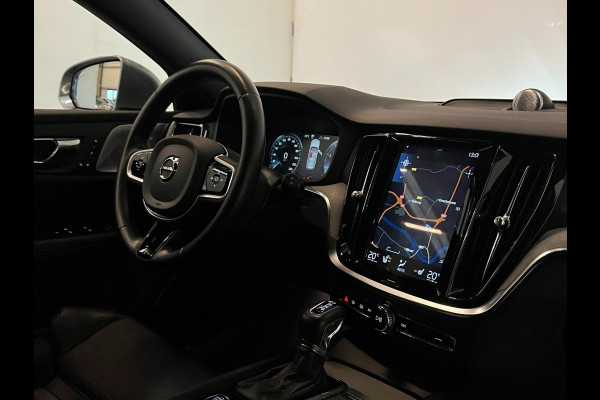 Volvo V60 2.0 T5 Inscription / NL-auto / B&W / Memory / Trekhaak