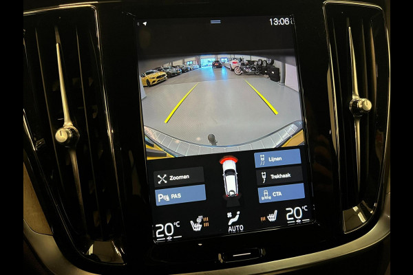 Volvo V60 2.0 T5 Inscription / NL-auto / B&W / Memory / Trekhaak