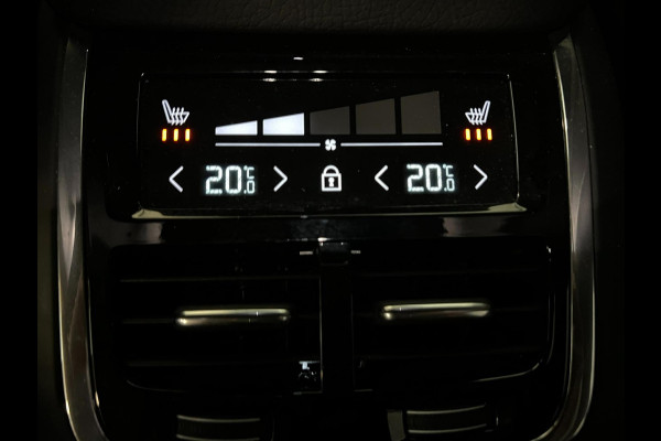 Volvo V60 2.0 T5 Inscription / NL-auto / B&W / Memory / Trekhaak