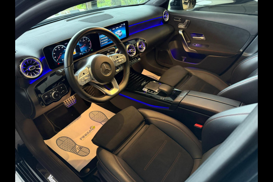 Mercedes-Benz A-Klasse 180 AMG Line