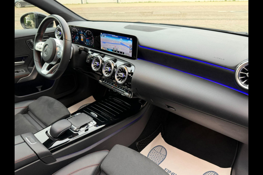 Mercedes-Benz A-Klasse 180 AMG Line