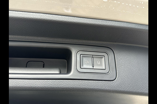 BYD SEAL U 1.5 DM-i FWD Boost VAN: 41.000,- VOOR: 36.877,- UW EINDEJAARSVOORDEEL: 4.123,- EURO | NIEUWE AUTO | BYD GARANTIE 6 JAAR