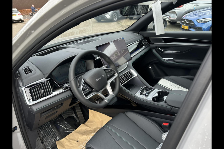 BYD SEAL U 1.5 DM-i FWD Boost VAN: 41.000,- VOOR: 36.877,- UW EINDEJAARSVOORDEEL: 4.123,- EURO | NIEUWE AUTO | BYD GARANTIE 6 JAAR