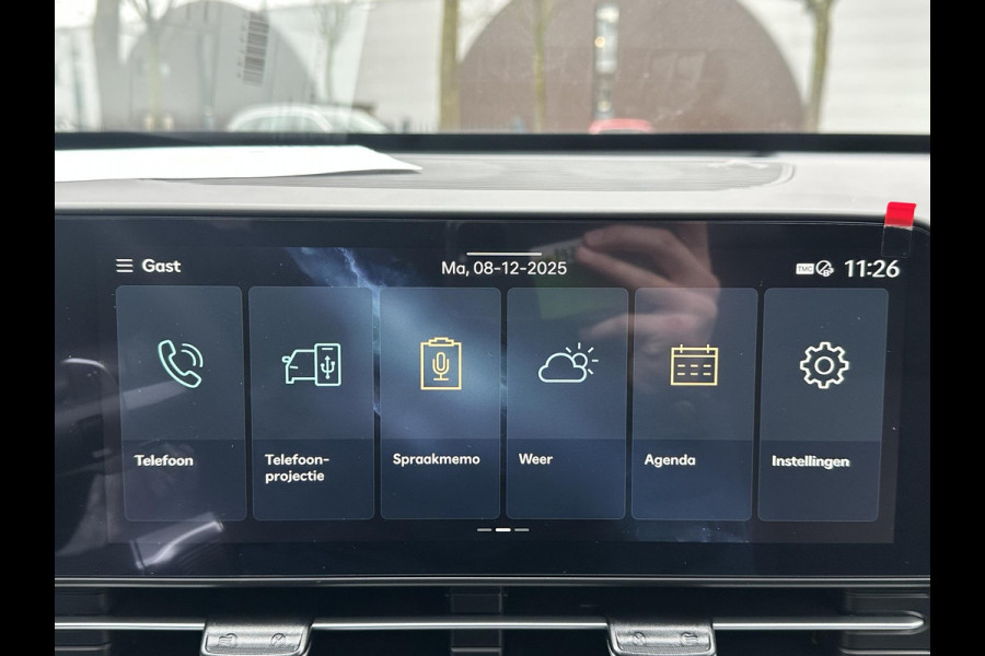 Hyundai Kona 1.6 GDI HEV Premium Sky VAN: 44.300,- VOOR: 35.877,- UW EINDEJAARSVOORDEEL: 8.413,- euro FULL HYBRID | NIEUWE AUTO MET REGISTRATIE | VOLLE AUTO! | FABR GARANTIE T/M 12-2029