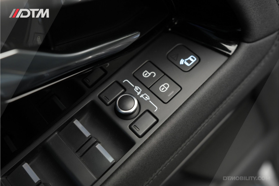 Land Rover Range Rover Evoque 2.0 P200 AWD R-Dynamic | Panorama | Meridian | Camera