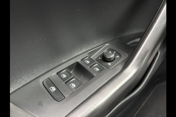 Volkswagen Polo 1.0 TSI Life | Virtual Cockpit | Apple Carplay | Stoel verwarming | Airco | LED