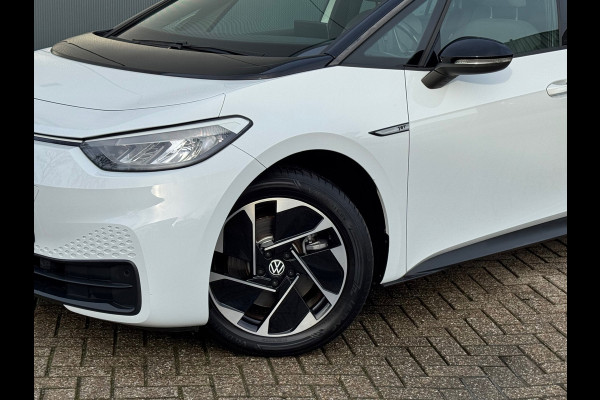 Volkswagen ID.3 First 58 kWh * SoH 89% * Steunhaak * Navigatie * Parkeersensoren * Adaptieve Cruise *