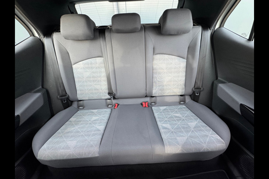 Volkswagen ID.3 First 58 kWh * SoH 89% * Steunhaak * Navigatie * Parkeersensoren * Adaptieve Cruise *