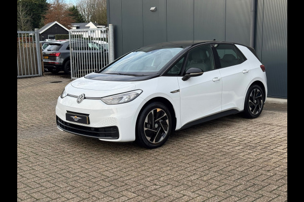 Volkswagen ID.3 First 58 kWh * SoH 89% * Steunhaak * Navigatie * Parkeersensoren * Adaptieve Cruise *