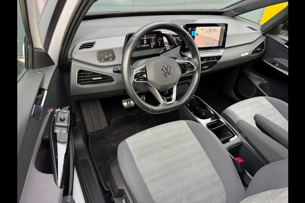 Volkswagen ID.3 First 58 kWh * SoH 89% * Steunhaak * Navigatie * Parkeersensoren * Adaptieve Cruise *