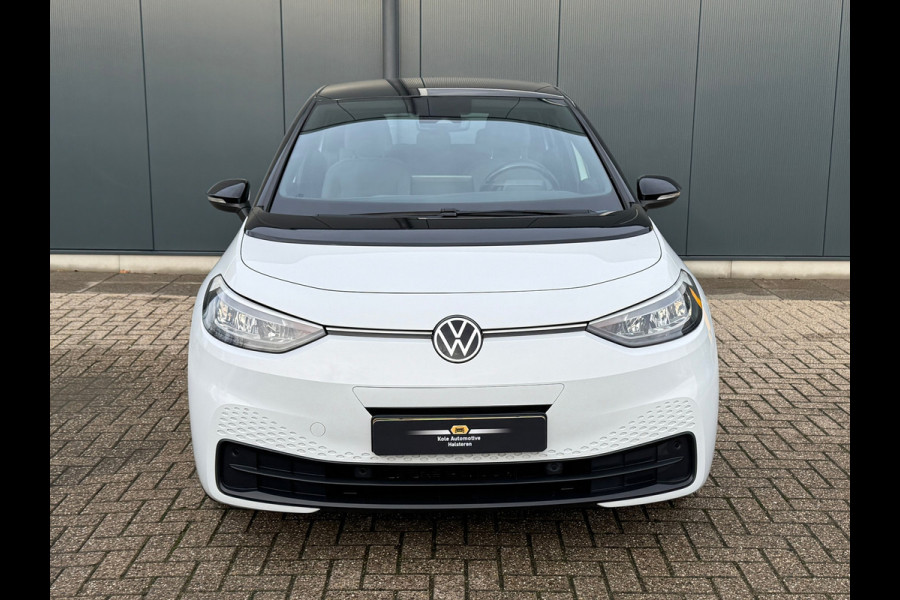 Volkswagen ID.3 First 58 kWh * SoH 89% * Steunhaak * Navigatie * Parkeersensoren * Adaptieve Cruise *