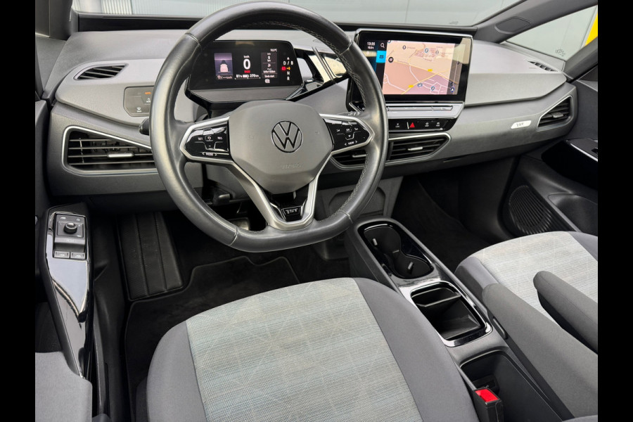 Volkswagen ID.3 First 58 kWh * SoH 89% * Steunhaak * Navigatie * Parkeersensoren * Adaptieve Cruise *