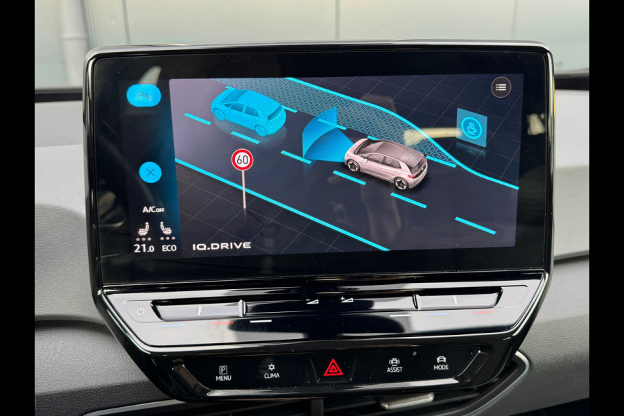 Volkswagen ID.3 First 58 kWh * SoH 89% * Steunhaak * Navigatie * Parkeersensoren * Adaptieve Cruise *