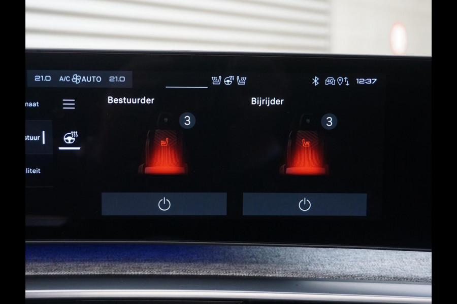 Peugeot 3008 1.2 Hybrid 136 GT Leder interieur | Panoramadak