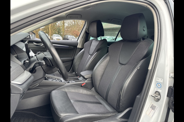 Škoda Octavia Combi TSI iV PHEV 204PK DSG HYBRID BUSINESS LEDER/NAVI/HEAD-UP