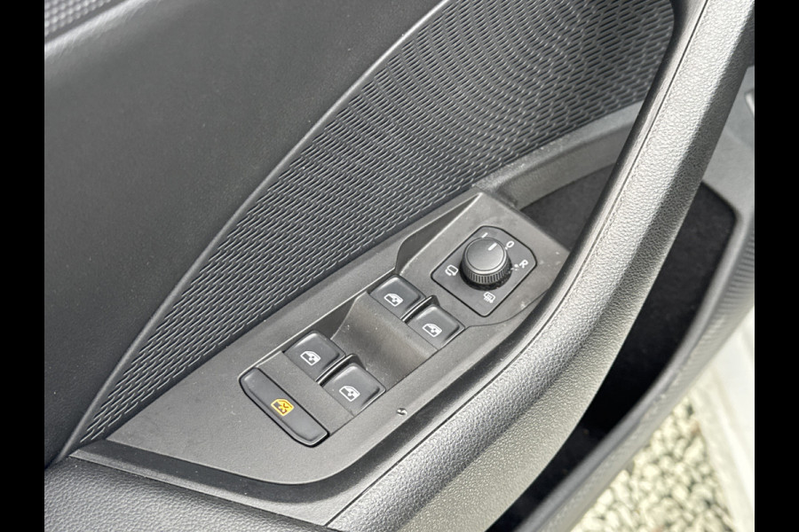 Škoda Octavia Combi TSI iV PHEV 204PK DSG HYBRID BUSINESS LEDER/NAVI/HEAD-UP