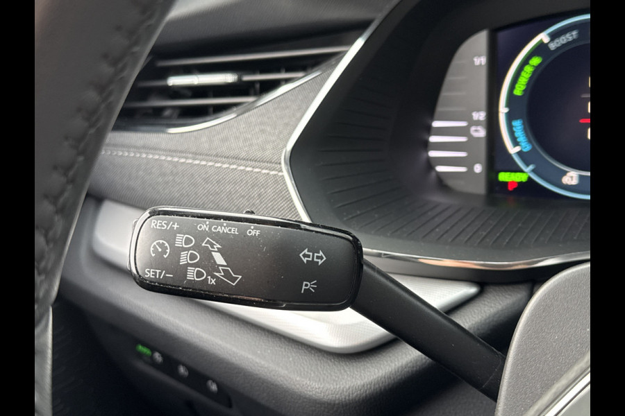 Škoda Octavia Combi TSI iV PHEV 204PK DSG HYBRID BUSINESS LEDER/NAVI/HEAD-UP