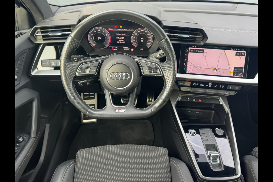 Audi A3 Sportback 30 TFSI S-line edition * Navigatie * Parkeersensoren * Audi Sound *