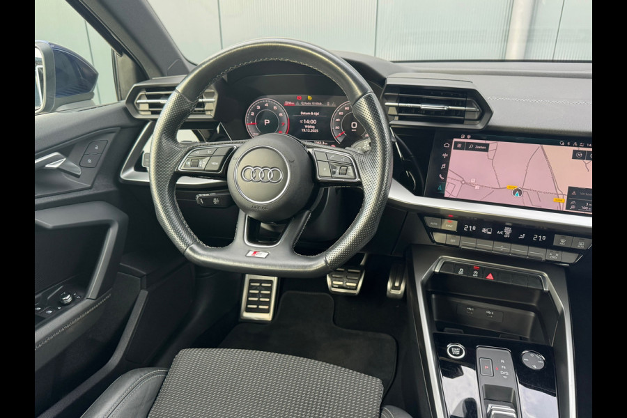 Audi A3 Sportback 30 TFSI S-line edition * Navigatie * Parkeersensoren * Audi Sound *
