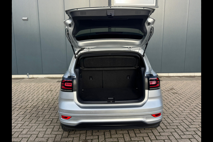 Volkswagen T-Cross 1.0 TSI Automaat R-Line * Carplay * Virtual Cockpit * Climate Control * Adaptieve Cruise *