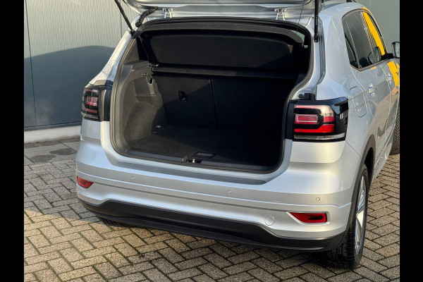 Volkswagen T-Cross 1.0 TSI Automaat R-Line * Carplay * Virtual Cockpit * Climate Control * Adaptieve Cruise *