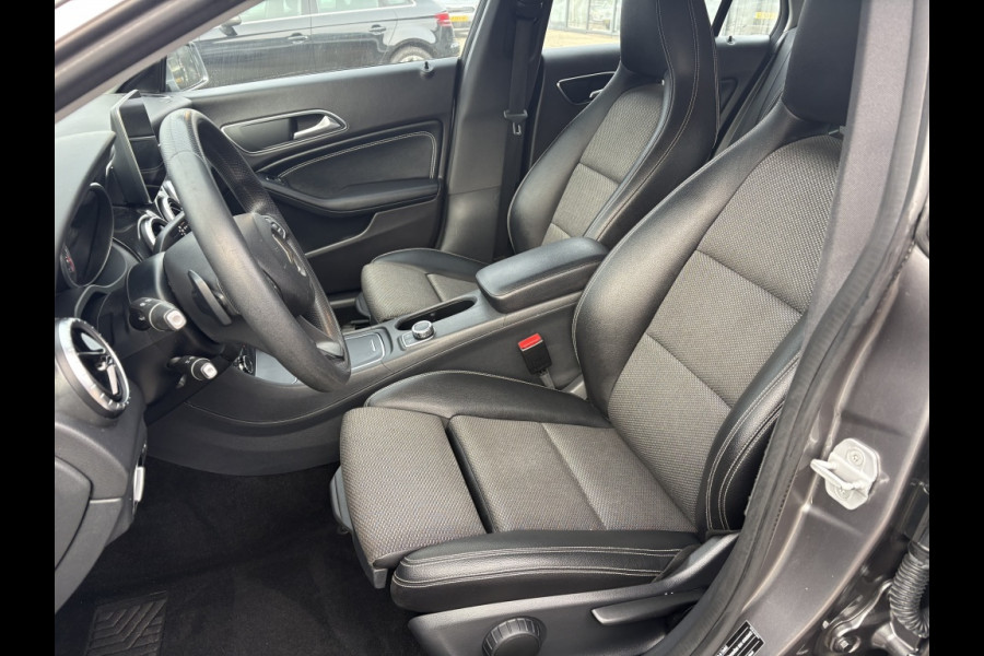 Mercedes-Benz CLA-Klasse Shooting Brake 180 Business Solution AMG