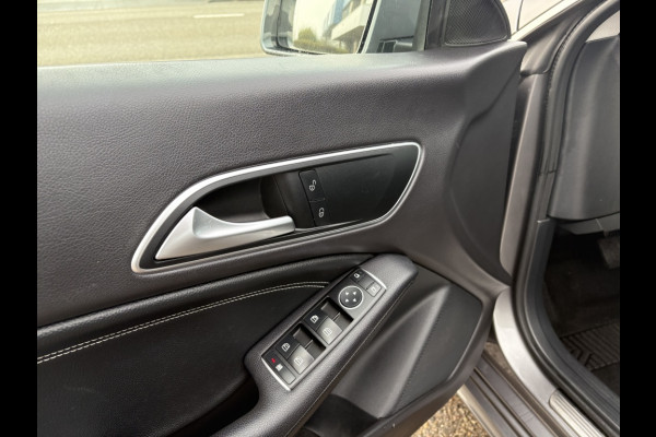 Mercedes-Benz CLA-Klasse Shooting Brake 180 Business Solution AMG