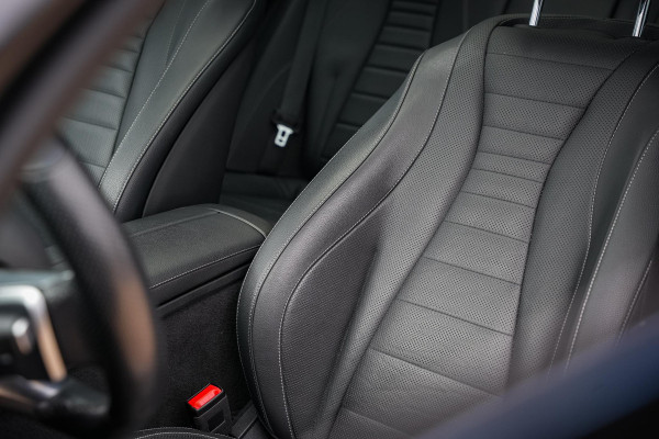 Mercedes-Benz E-Klasse E300 de Panodak Burmester 360 Camera HUD Trekhaak Keyless