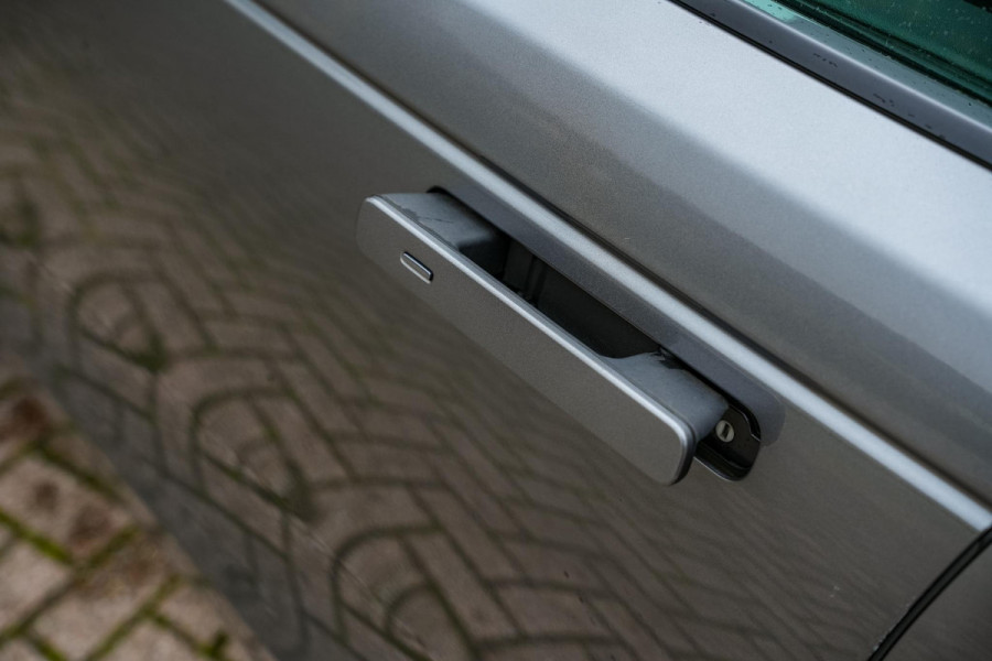 Land Rover Range Rover Velar 2.0 I4 Turbo AWD SE R Dynamic Lane Assist Cruise Clima Keyless Navi 20''LM